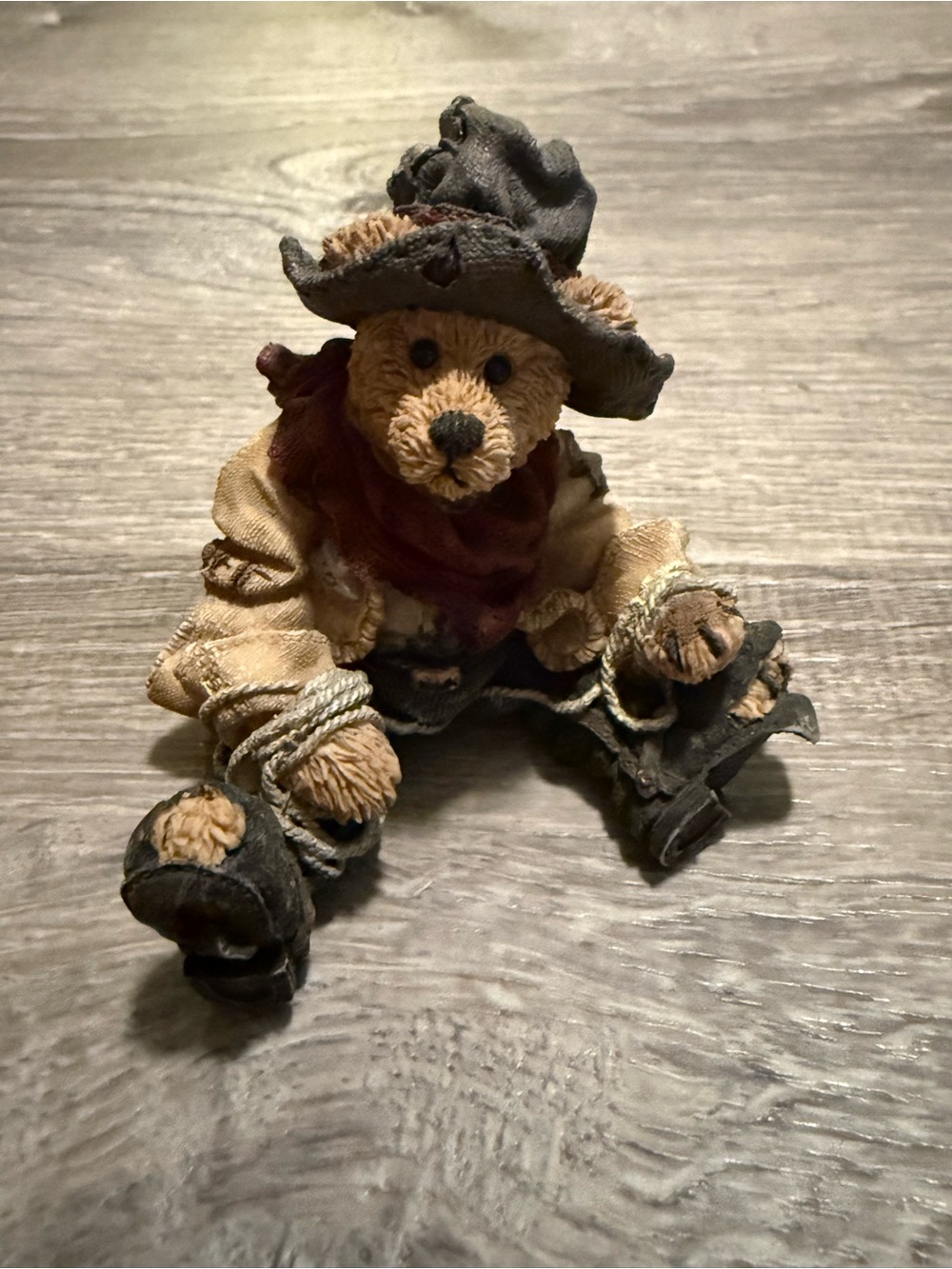 Boyds Bears Hop-A-Long The Deputy Figurine Collectible Limited Edition